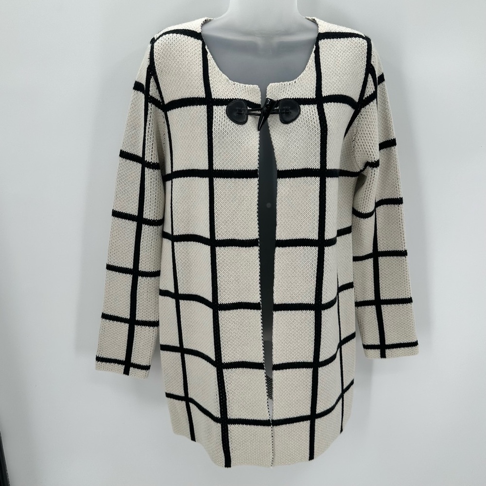 Escio Cardigan Sweater Womens M Ivory Black Windowpane Plaid Toggle Button NEW